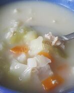 Сырный суп с капустой курицей и плавленным сыром