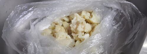 сырный суп с капустой курицей и плавленным сыром. Шаг 5