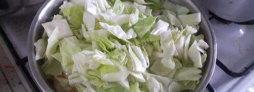 сырный суп с капустой курицей и плавленным сыром. Шаг 10