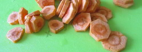 сырный суп с колбасой и плавленным сыром. Шаг 3