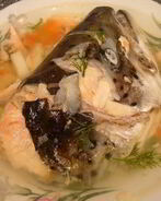 Уха из семги с помидорами