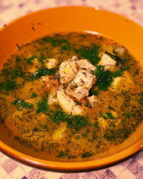 Уха с картофелем на курином бульоне