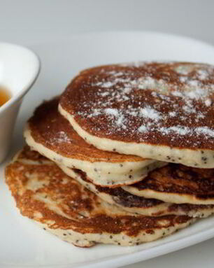 Блинчики с рикоттой и маком