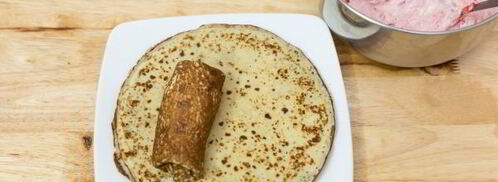 блинчики с творогом и клубникой. Шаг 15