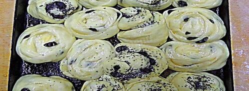 булочки с изюмом и маком на сдобном тесте. Шаг 9