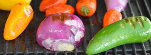 булочки с колбаской и овощами. Шаг 3