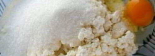 булочки с творогом в сметанной заливке. Шаг 5