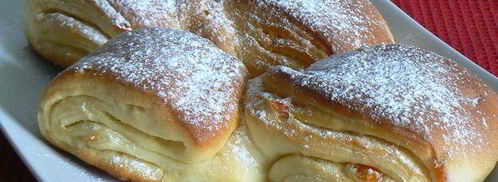 творожные витые булочки с курагой. Шаг 9