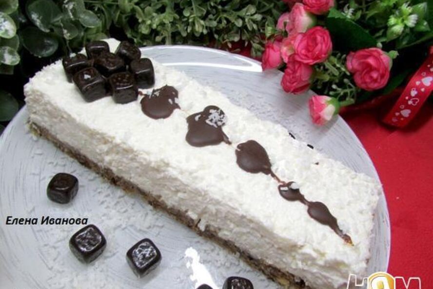 Рецепт йогуртового чизкейка на корже из фиников и кешью