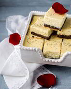 Сыромак — творожный чизкейк с маковой начинкой