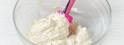 сыромак — творожный чизкейк с маковой начинкой. Шаг 17