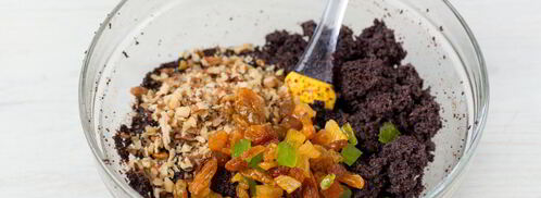 сыромак — творожный чизкейк с маковой начинкой. Шаг 11