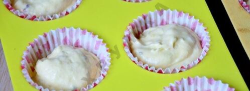 капкейки с белым шоколадом и фисташками. Шаг 10