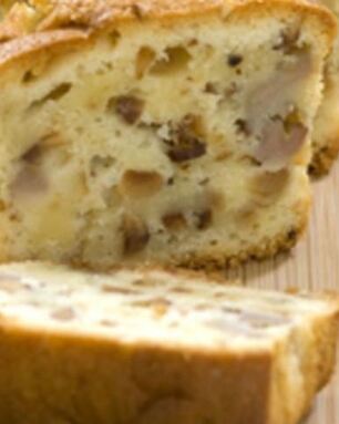 Кекс с бананами и фундуком