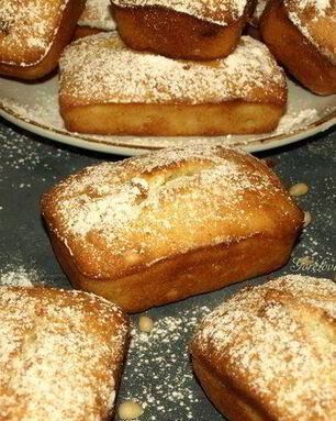 Лимонные кексы с кедровыми орехами