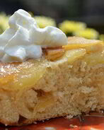 Перевернутый кекс с имбирным яблочным вкусом