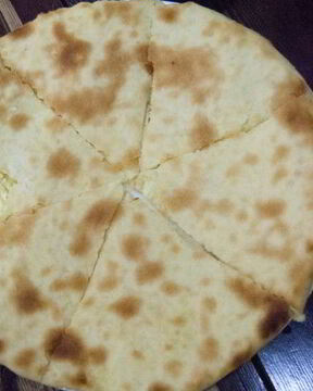 Хачапури на кефире с сыром на сковороде