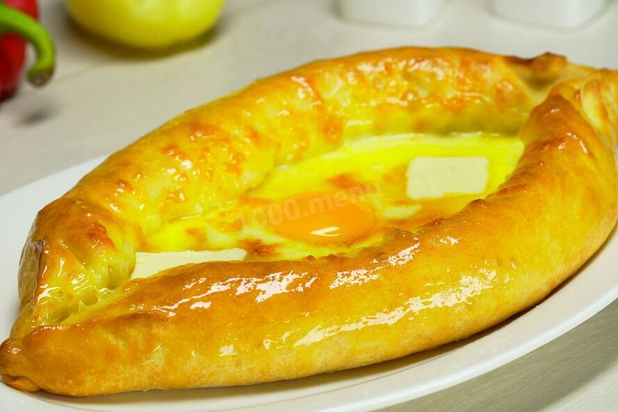 Рецепт хачапури по-аджарски с сулугуни