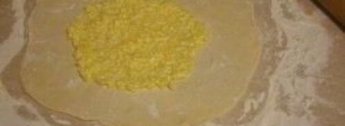 хачапури с сулугуни на сковороде. Шаг 5