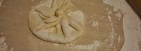 хачапури с сулугуни на сковороде. Шаг 6