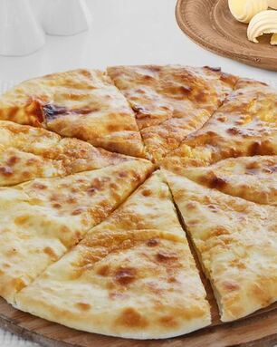 Хачапури с творогом на сковороде на кефире