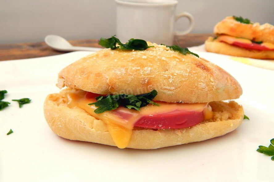 Рецепт багета с ветчиной и сыром