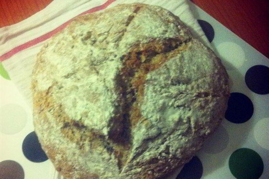 Рецепт бездрожжевого хлеба на кефире с грецкими орехами