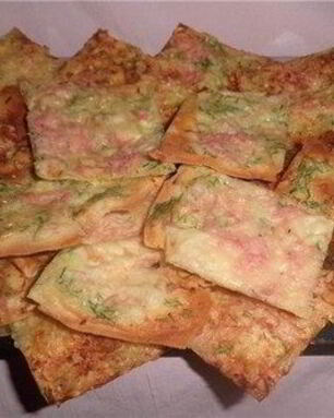 Чипсы из лаваша с ветчиной и сыром
