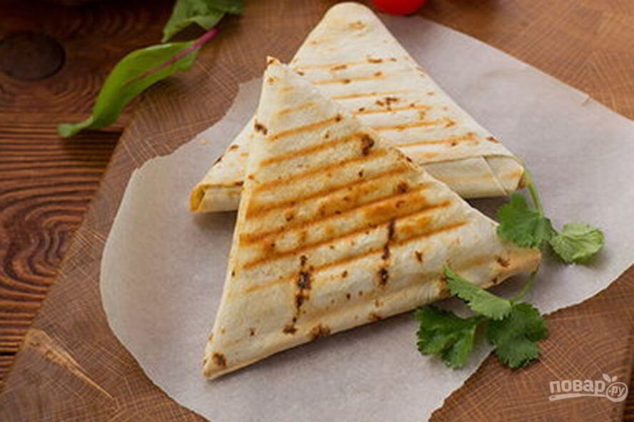 Рецепт конвертиков с фаршем и фасолью в лаваше