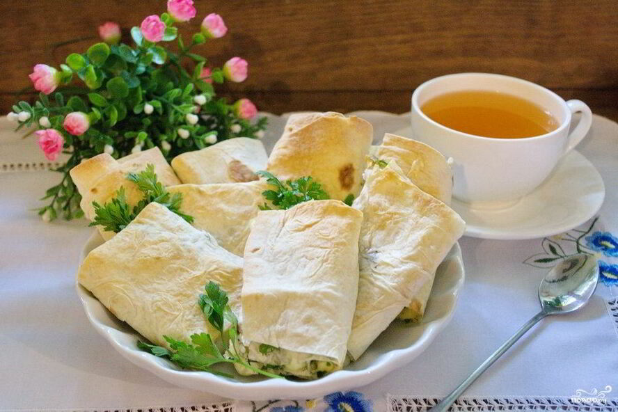 Рецепт лаваша с начинкой, запеченный в духовке