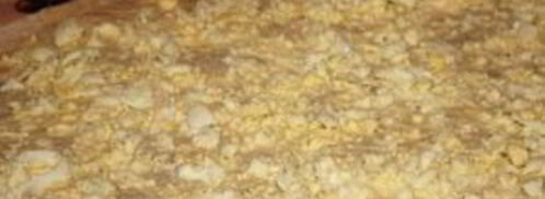 лаваш с сайрой, яйцами и сыром. Шаг 4