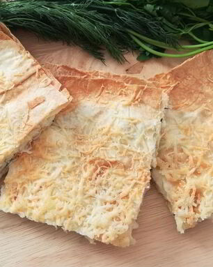 Лаваш с сыром и зеленью