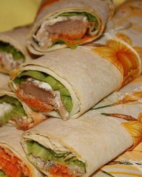 Лаваш с тунцом