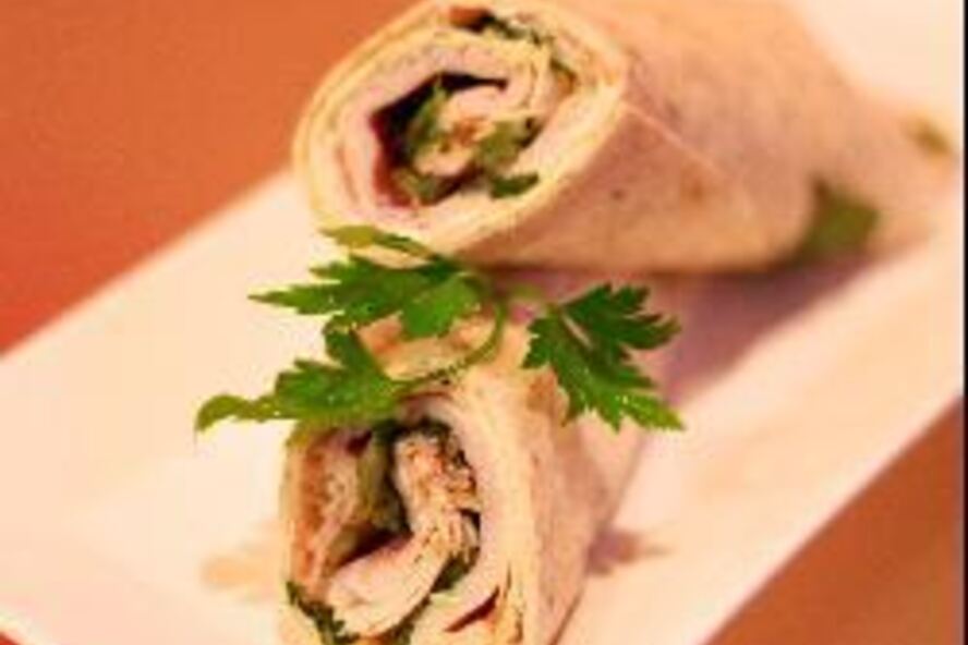 Рецепт рулетов из лаваша с индейкой