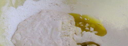 фокачча с грушей, сыром и беконом. Шаг 4