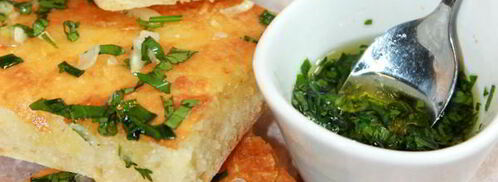 фокачча с сыром и песто из зеленого лука. Шаг 6