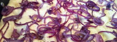 фокачча с жареным луком. Шаг 7