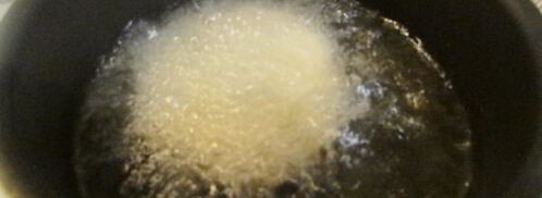 слоеные лепешки с зеленым луком. Шаг 9