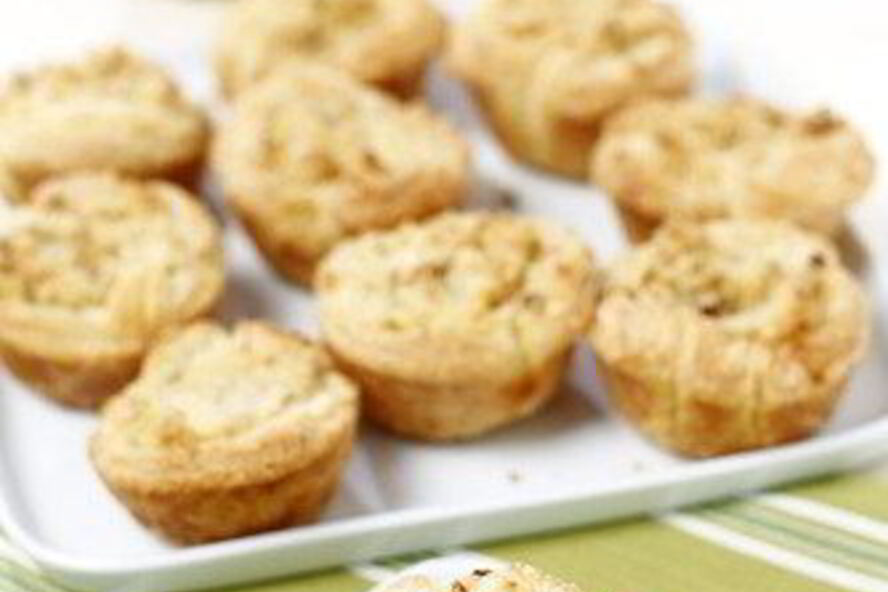 Рецепт кукурузных маффинов с грушей и карамелизованным имбирем