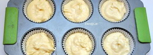 лимонные маффины с курдом и меренгой. Шаг 3