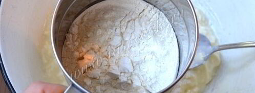 маффины с адыгейским сыром. Шаг 7