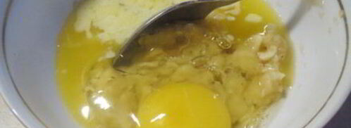 очень шоколадные маффины с кусочками бананов внутри. Шаг 5