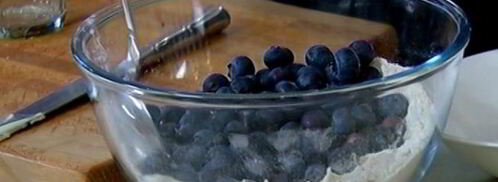 пряные маффины с голубикой и миндалем. Шаг 8