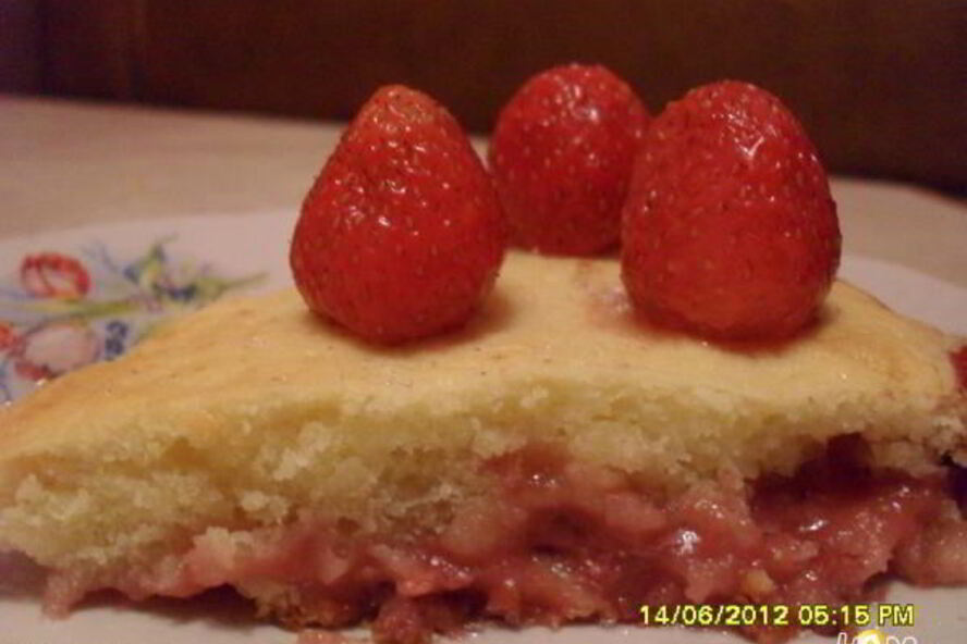 Рецепт манника с клубникой