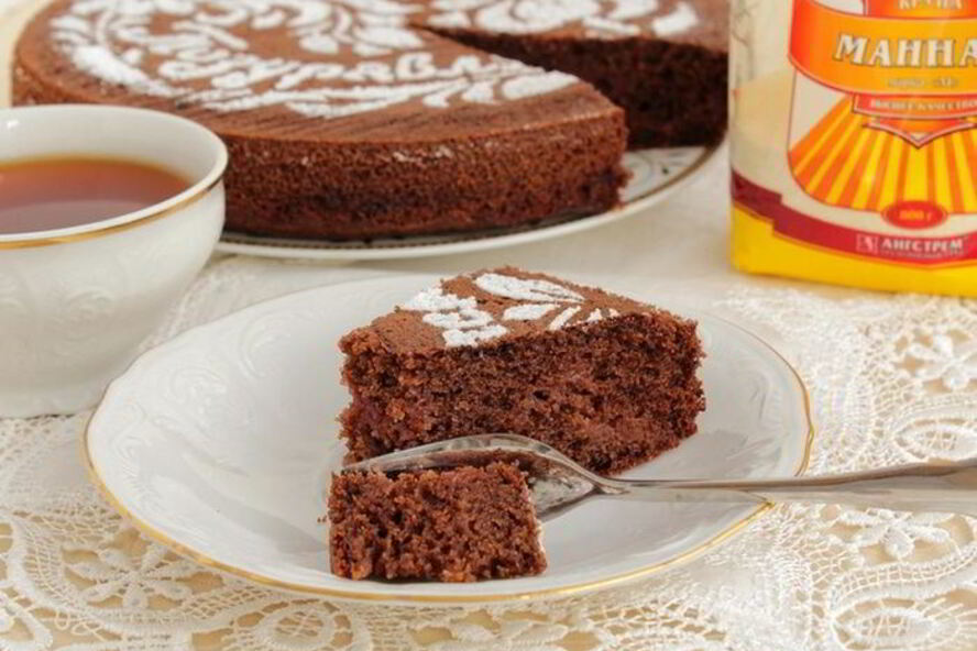 Рецепт шоколадного манника с малиновым джемом