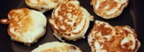 дрожжевые оладушки на кислом молоке. Шаг 7