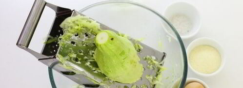 оладьи из кабачков с манкой. Шаг 5