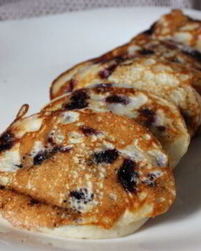 Оладьи с черникой