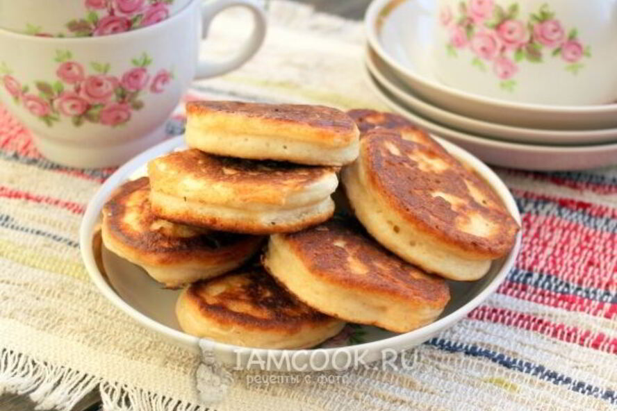 Рецепт пышных оладий на кефире или кислом молоке