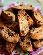 Бискотти из цельно-зерновой муки с орехами